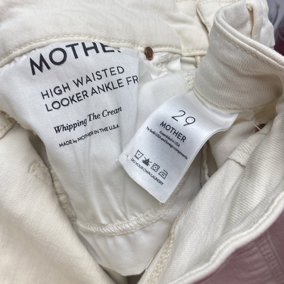 MOTHER THE LOOKER ANKLE FRAY IN WHIPPING THE CREAM HIGH RISE SKINNIES W/FRAY HEM - Picture 12 of 14